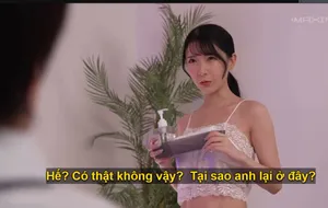 Một cô gái xinh đẹp đeo kính và có tính khí tuyệt vời! Đôi chân gợi cảm dài 170CM! Đã lâu rồi tôi chưa xem lại nó. Tôi giơ chân lên nhìn vào cái lỗ và nâng mông lên hướng về phía máy ảnh.